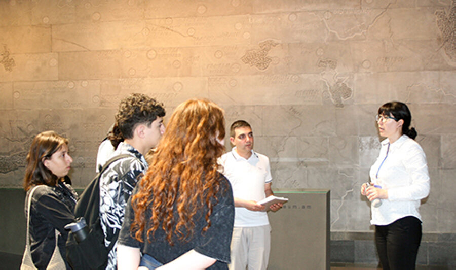 Հայոց ցեղասպանության թանգարանում «Ազնավուր» քոլեջի ուսանողների համար դասախոսություն է անցկացվել