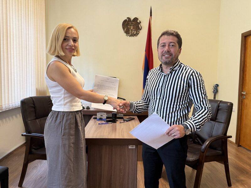 Համագործակցության հուշագիր՝ «Կվիստի» նորաձևության ստուդիայի և «Ազնավուր» քոլեջի միջև