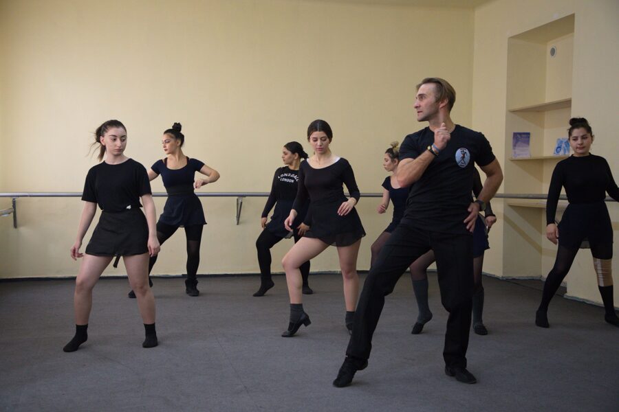 Խորեոգրաֆիայի վարպետ Վալերի Րյաբչուկը ԵՄԱՊՔ ուսանողների համար վարպետության դաս անցկացրեց